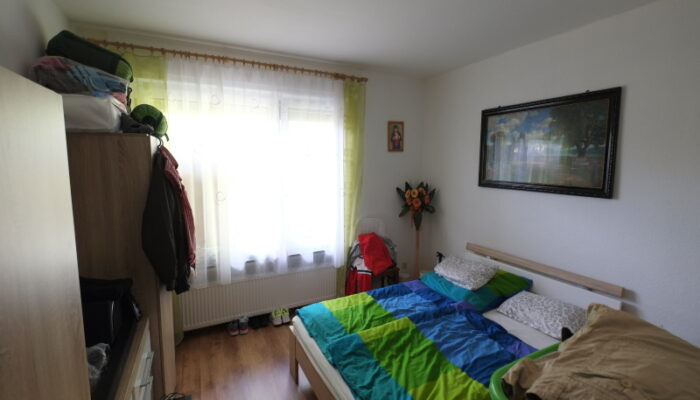 EG links Schlafzimmer