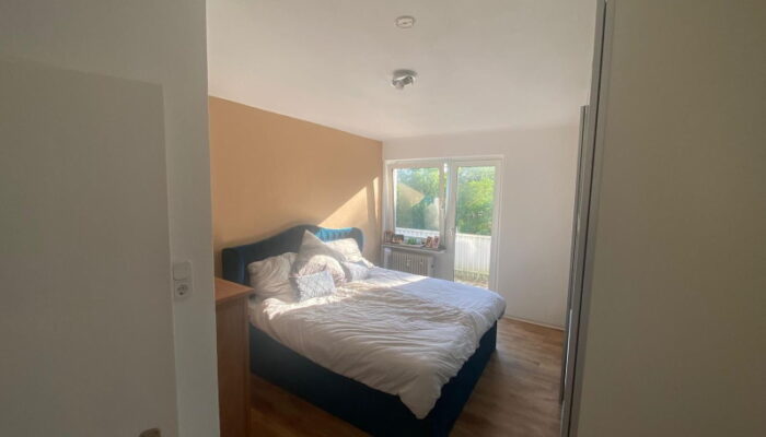 OG Links Schlafzimmer.